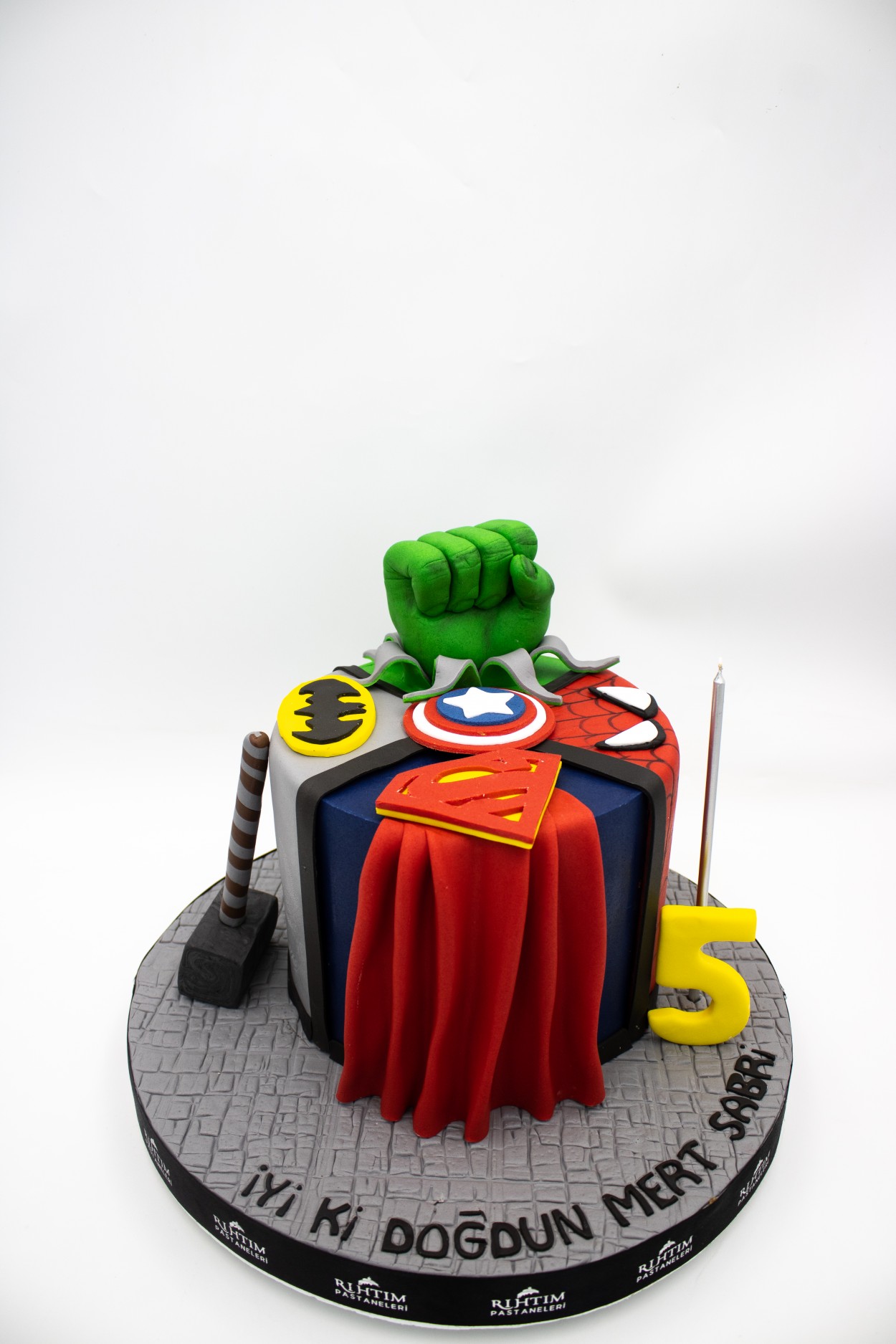 Süper Kahramanlar Pasta